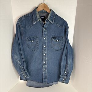 Vintage Wrangler Denim Pearl Snap Button Up Shirt, 16 1/2-33, X-Long Tails, Blue